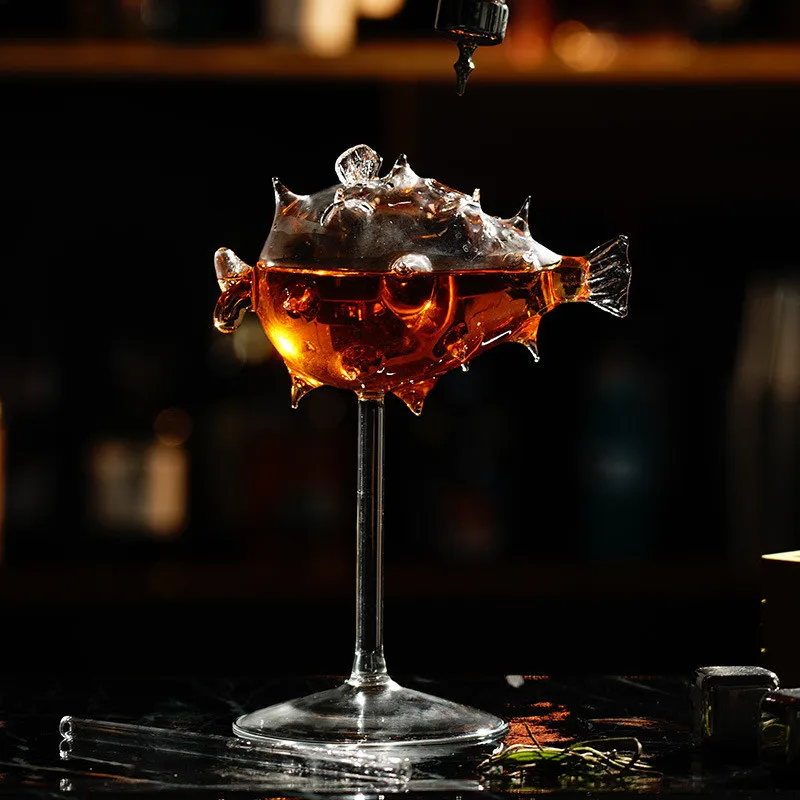 1/2Pcs Cocktail Glass Goblet Glasses Pufferfish Shape with Straw Wine Glas Thorn Fish-Shaped Cup For Party Bar Wedding