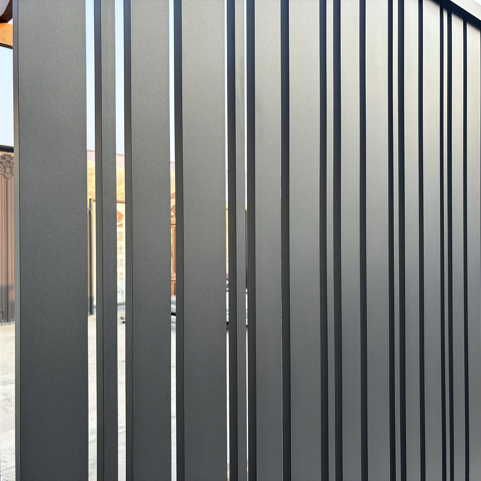 맞춤형 합금 브러시 마감 야외 난간, 빌라 계단 발코니/테라스 난간, 현대적 디자인, 견고함