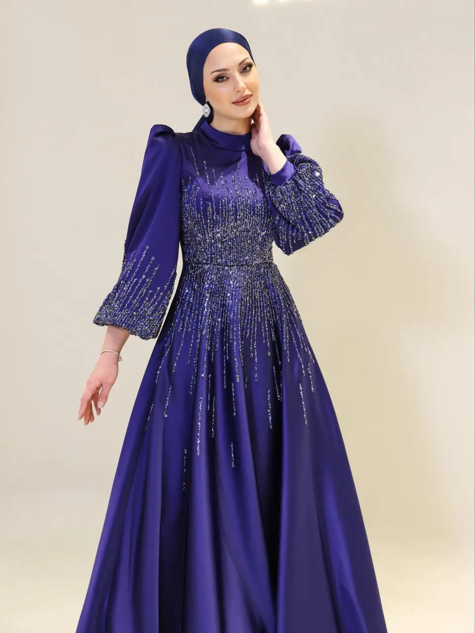 Funyue Royal Blue Long Sleeve Evening Dresses Women Elegant A-Line Satin Beaded Formal Prom Gown Abendkleider