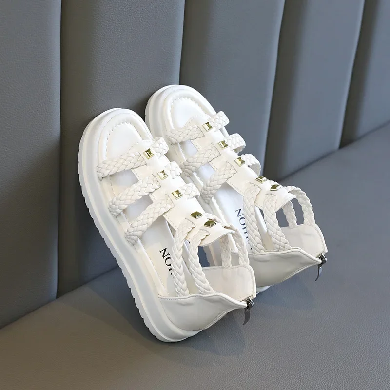 

26-37 New 2025 Children's Sandals for Girls Shoes for Kids Gladiator Summer Soft Flat Heels Beach Princess Fashion Rivets Shoes