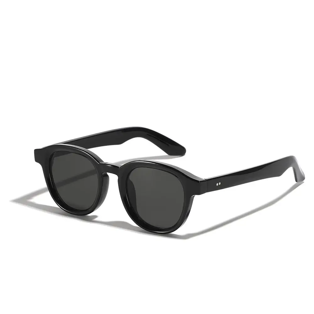Retro UV Protection Round Sunglasses Beach/Travel/Streetwear Vintage Shades Street Shooting Eyewear for Women & Men