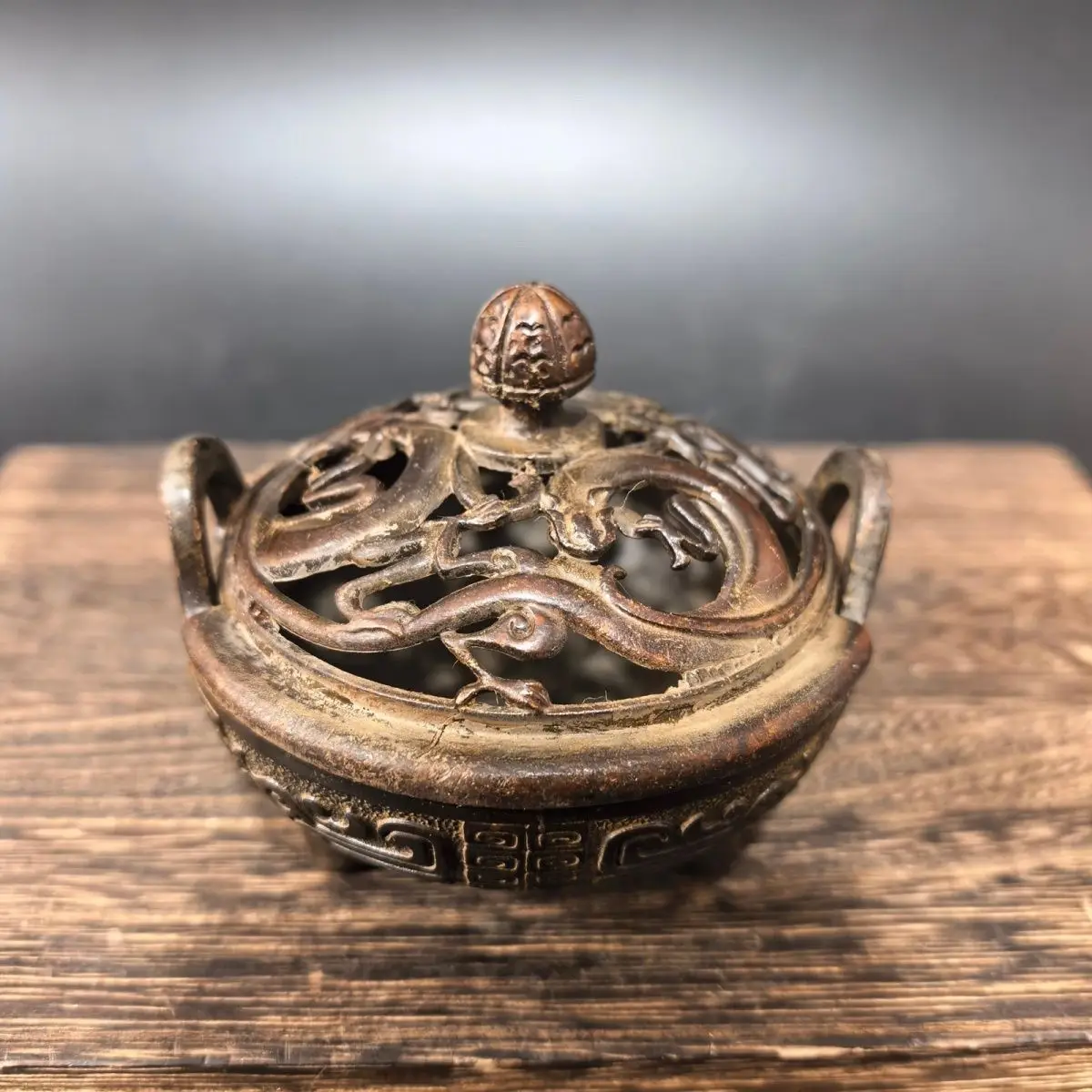 Three-legged double-eared stove mythical dragon Incense Burner Statue for Tea Home Decor Ornaments