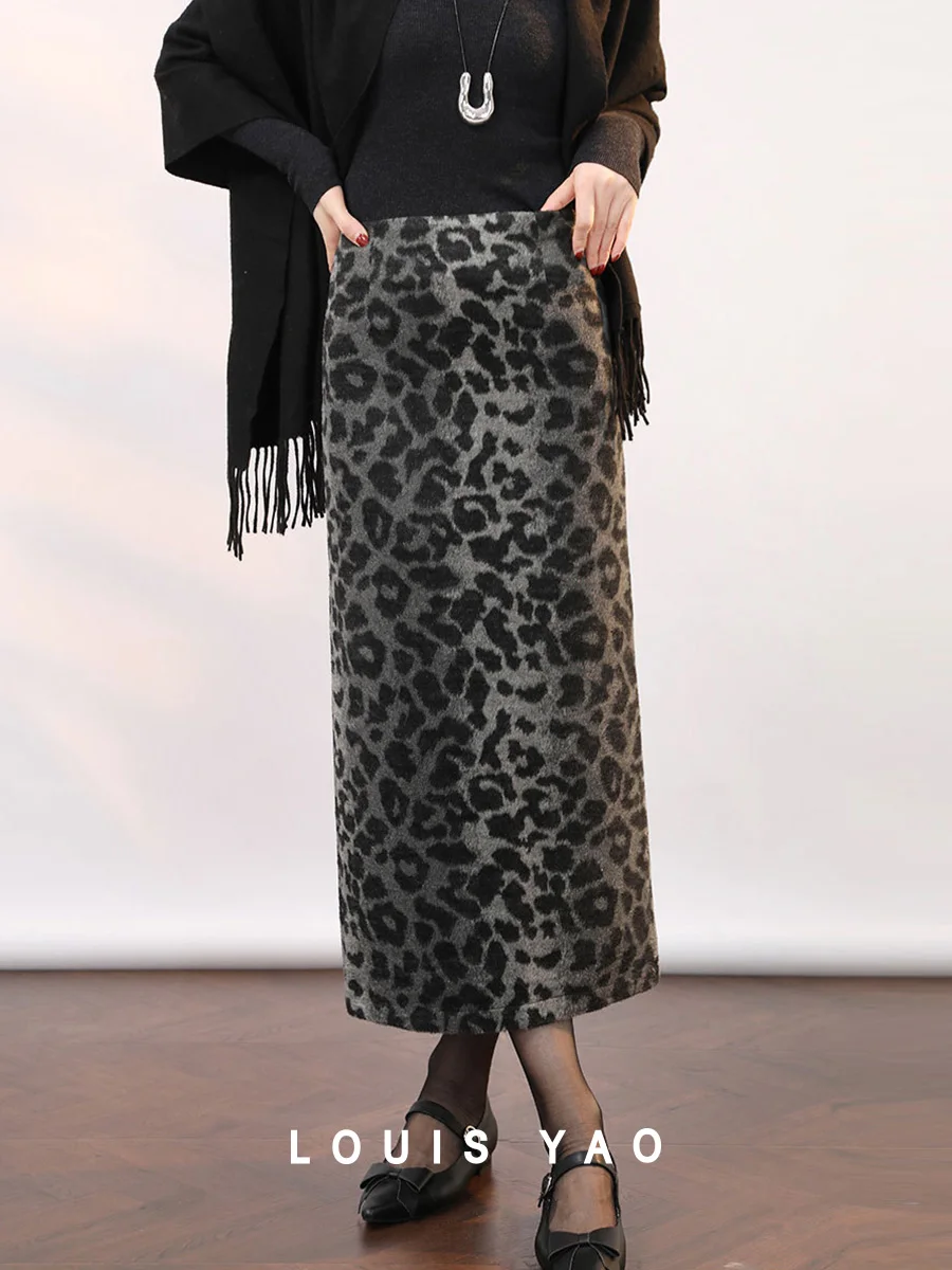 2024 Winter Fashionable Leopard Print Jacquard Long Skirt Gentle Stylish with A Slit and No Elasticity Thick Women's Half Skirt