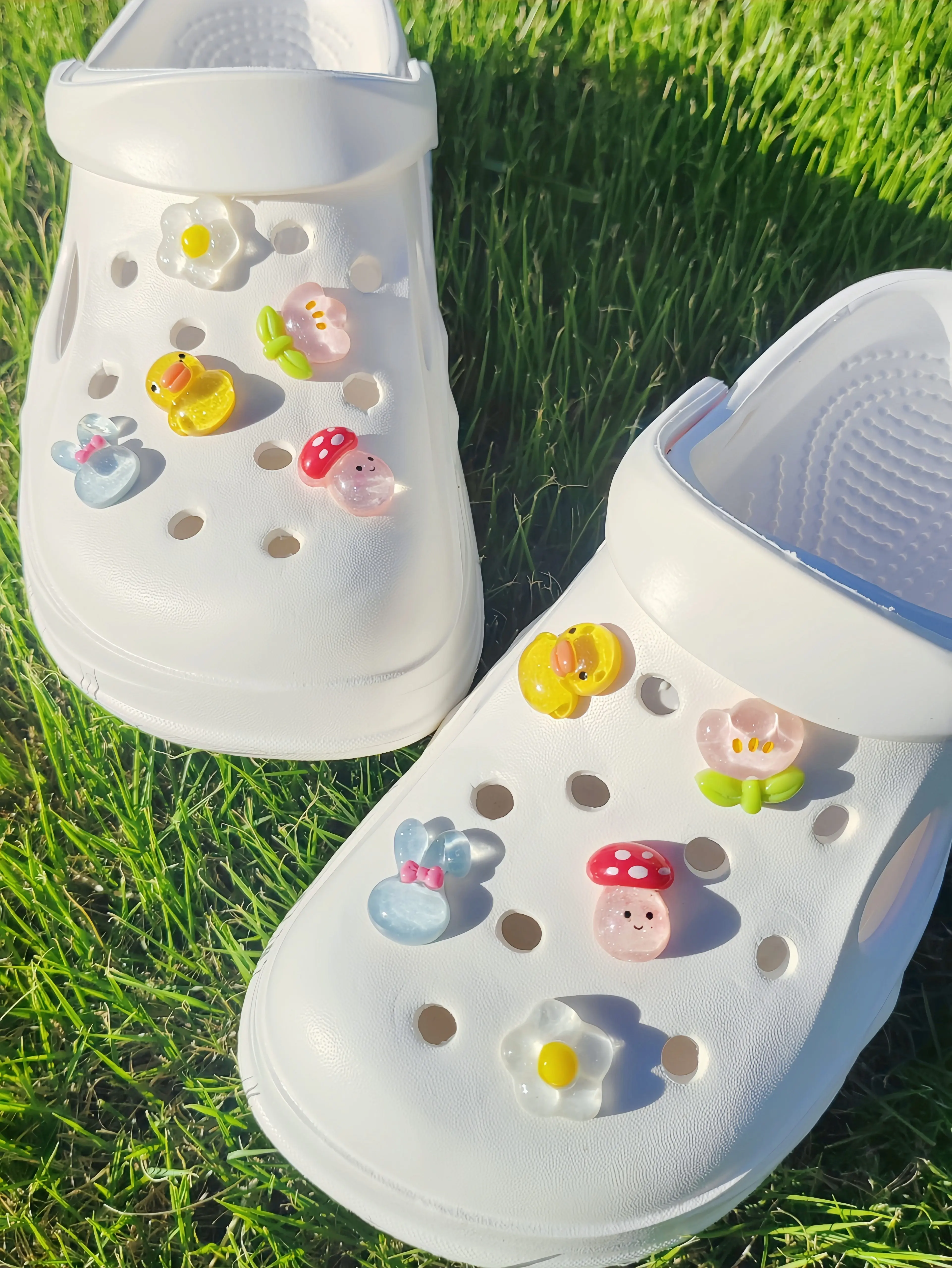 10 pieces/set Crystal Duck Garden Shoes Accessories Cutout Shoes Accessories DIY shoes Floral Women's Sandals Beach shoes remova image 6