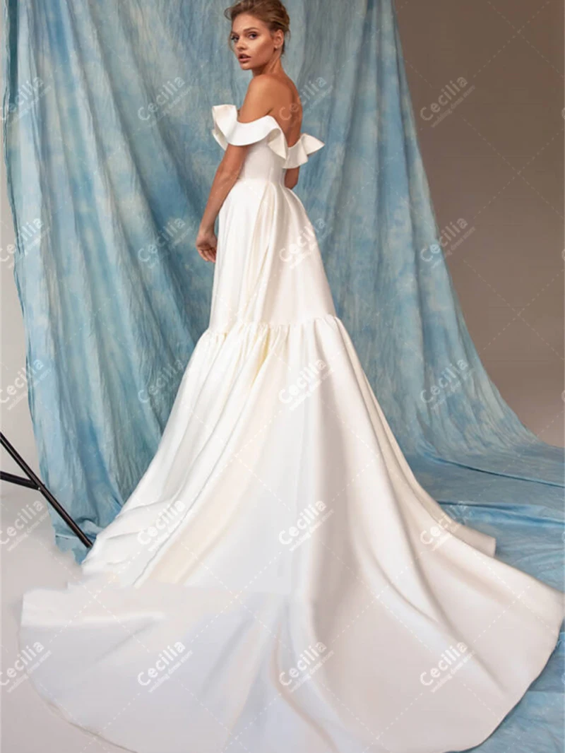 ชุดแต่งงานที่สง่างามซาตินชุดเจ้าสาวปิดไหล่ Robe สําหรับพรรคอย่างเป็นทางการ Backless คลาสสิก Vestidos De Novia ที่กําหนดเอง