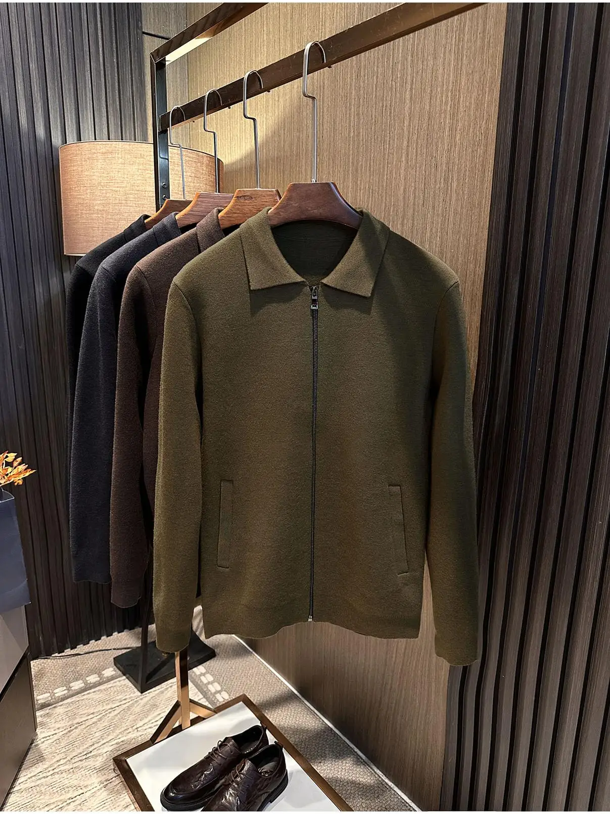 

Модный городской мужской вязаный кардиган, свитер, однотонный универсальный трикотаж с откидным воротником, верхняя одежда, зимнее пальто премиум-класса