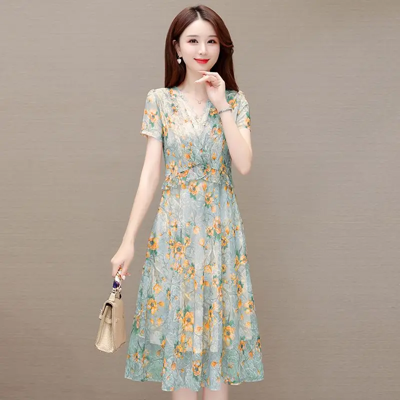 

New Summer High End Women's Dress V-neck Short Sleeve Printed Fashion Mid Length Large Size Dress M-5XL