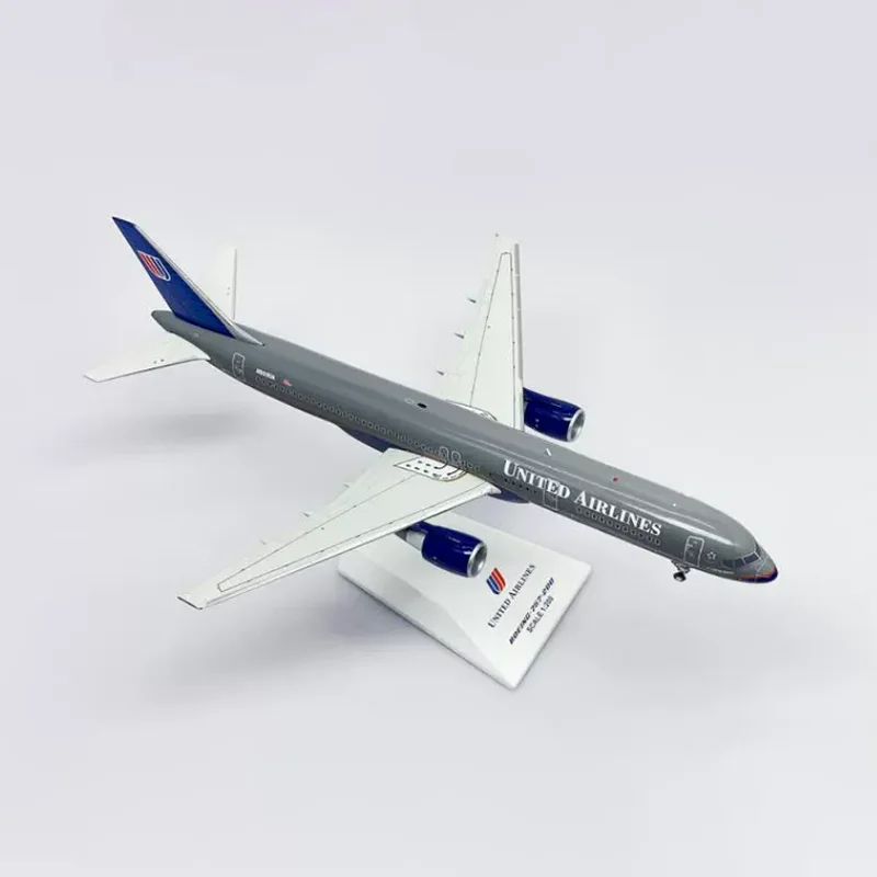 1/200 Scale B757-200 B757 N537UA XX20219 United Airlines Plane