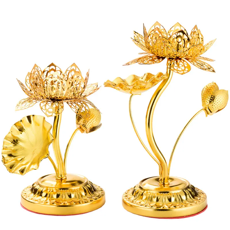 

Hollow gold leaf high-footed lotus table, alloy gilt crisp lamp holder, lamp holder