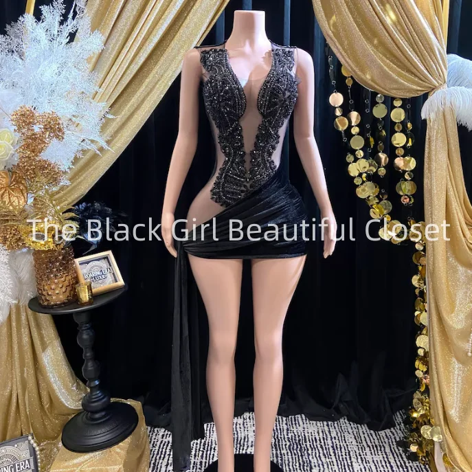 

Customized Black Sexy See Through Short Prom Dresses Glitter Crystal Appliques Black Girls Dresses