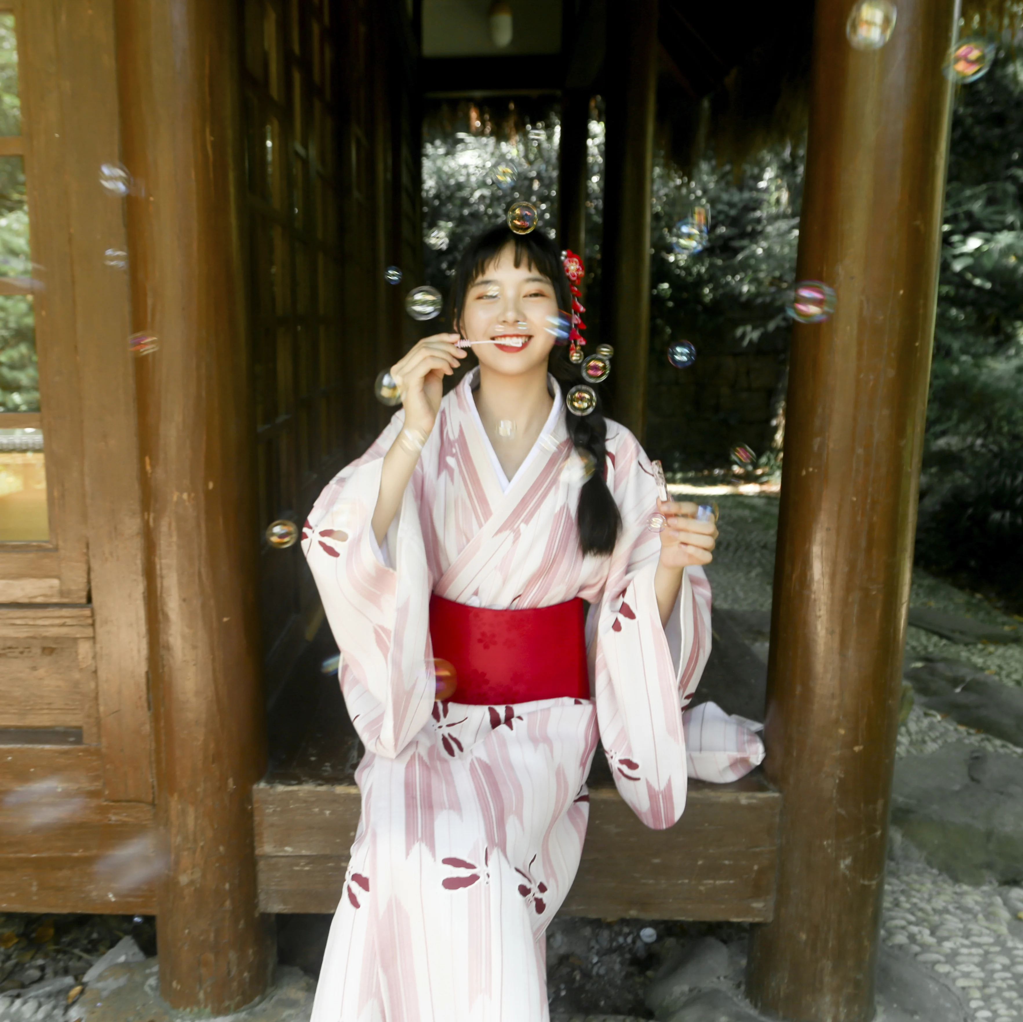 

Women's Traditional Japanese Kimono Summer Yukata Robe Photography Dress Cosplay Costume Dragonfly Prints Vintage Stage Dress