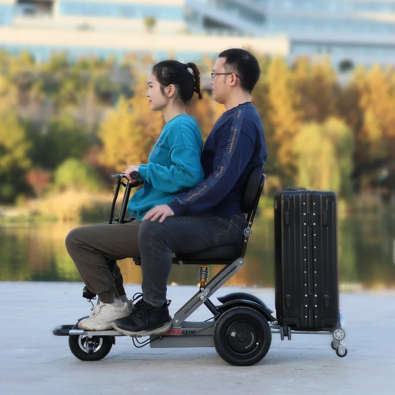 ความเร็ว 18/22 กม./ชม. ความจุ 120 กก. สกู๊ตเตอร์ไฟฟ้าแบบสปริงโช้คอัพ Mobility Scooter สําหรับผู้สูงอายุ