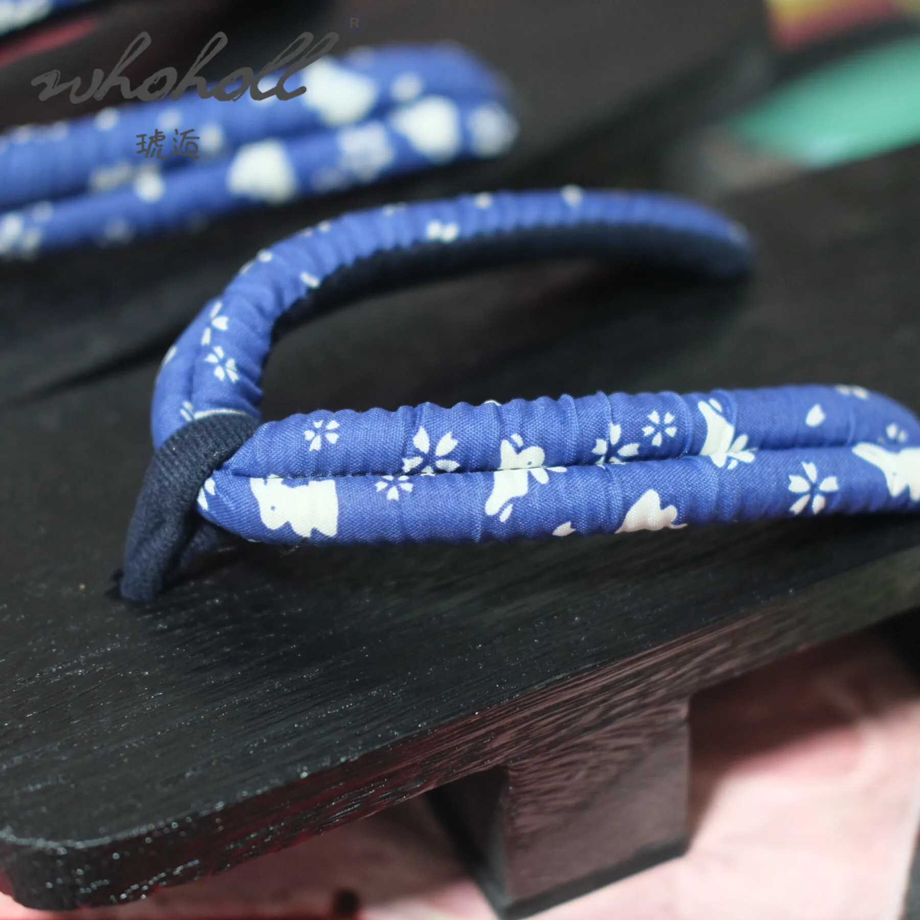 الصيف النساء الوجه يتخبط اليابانية جيتا الساموراي قباقيب الكرتون تأثيري أحذية سوداء سميكة القاع اثنين الأسنان صنادل أرضية النعال