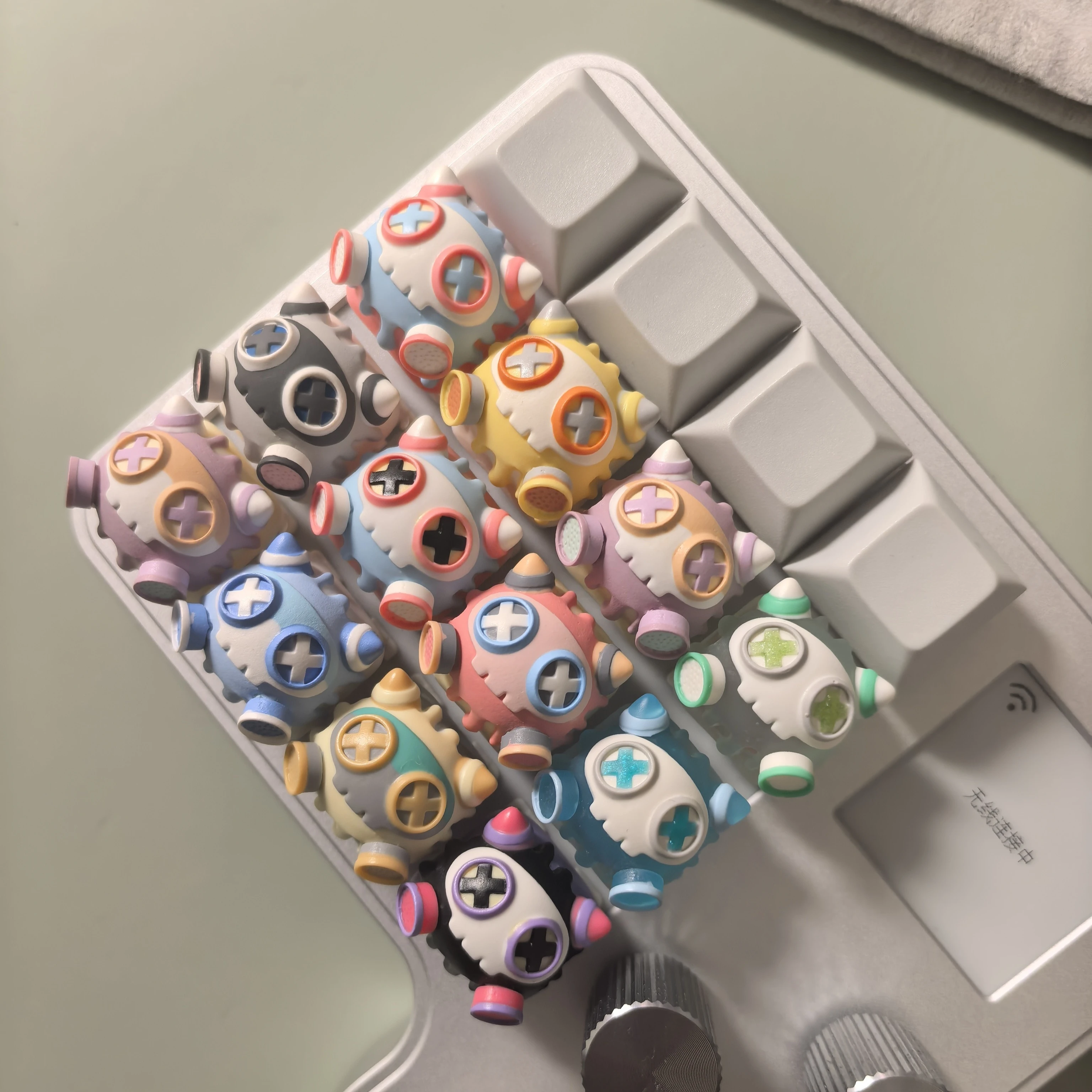 Tapa de tecla de celda Original, accesorios de teclado mecánico de resina personalizados, tapa de tecla única ESC, decoración de teclado de repuesto OEM R4
