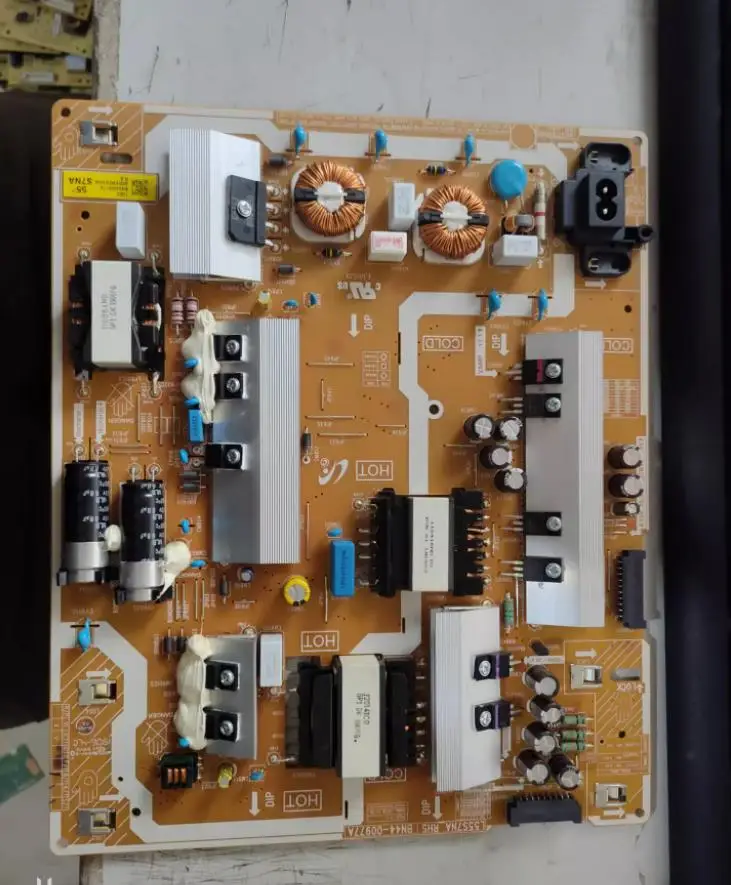 BN44-00977A لوحة إمداد الطاقة LED لـ QA55Q70RAJ QA55Q70RAJXXZ
