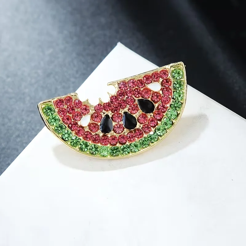 Personalized fashionable red watermelon-shaped colored diamond-studded brooch as a headpiece accessory