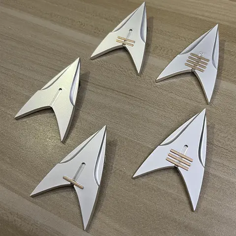 Star For Picard 2 Trek Badge Captain Commander Ensign Lieutenant Civilian Magnet Badge Brooches Halloween Party