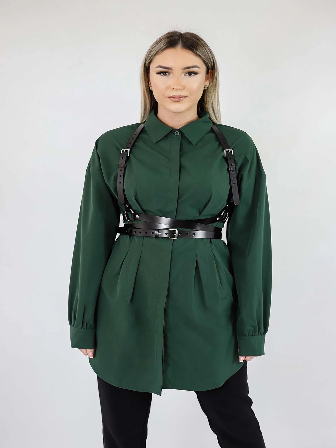 

Fashionable Women's Harness Bra - Black Faux Leather Lingerie Set with Metal Buckles, Ideal for Parties and Stage