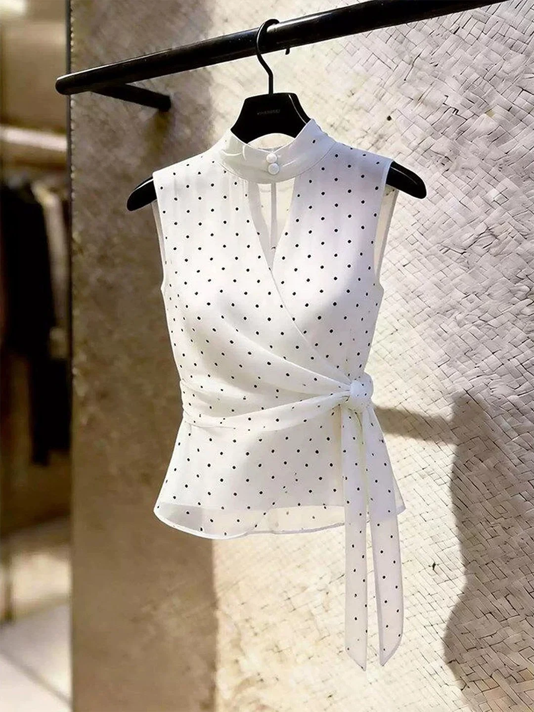

Summer 2026 Commute Style Sleeveless Vest Belted Polka Dot Design Elegant Fashionable Silk Top Korean Straight Cut Regular Le...