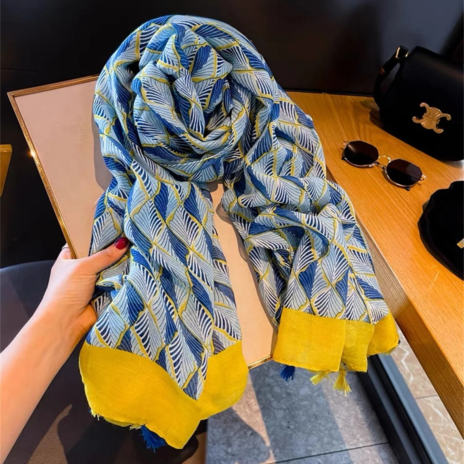 Gli scialli con nappe quattro stagioni 180*85cm popolare bandana calda stampa femminile foulard musulmano, telo mare antivento nuovo stile,