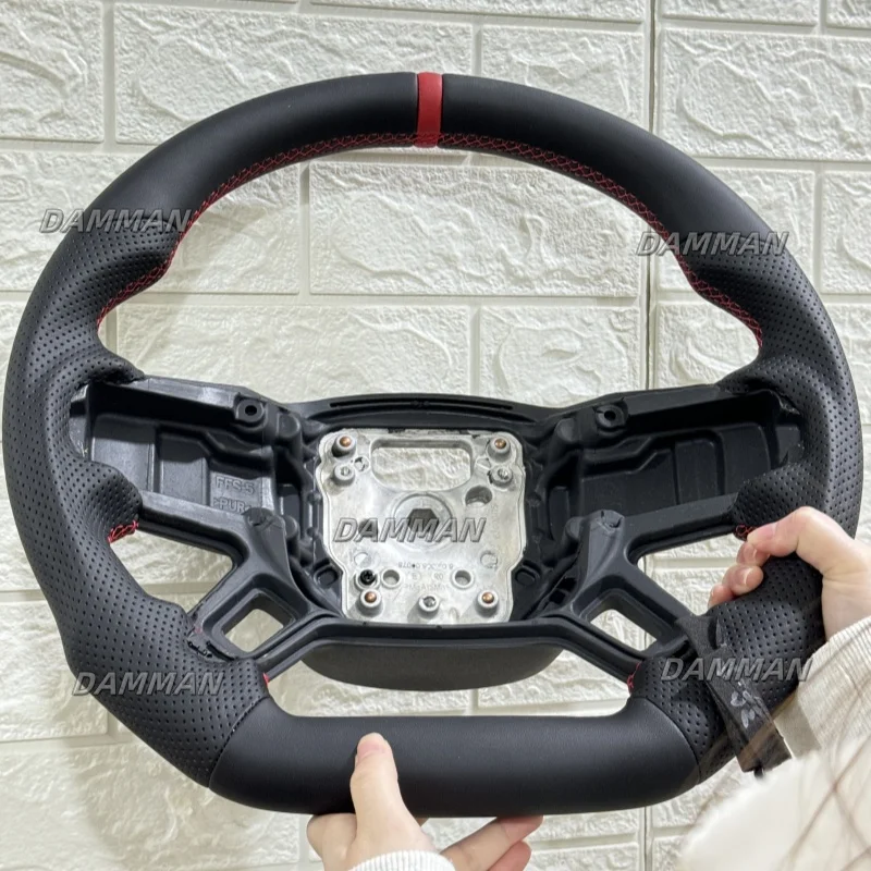 Leather Car Steering Wheel For Land Rover Defender 2020 2021 2022 2023 2024 Defender 90 110 Perforated Leather Car Accessories