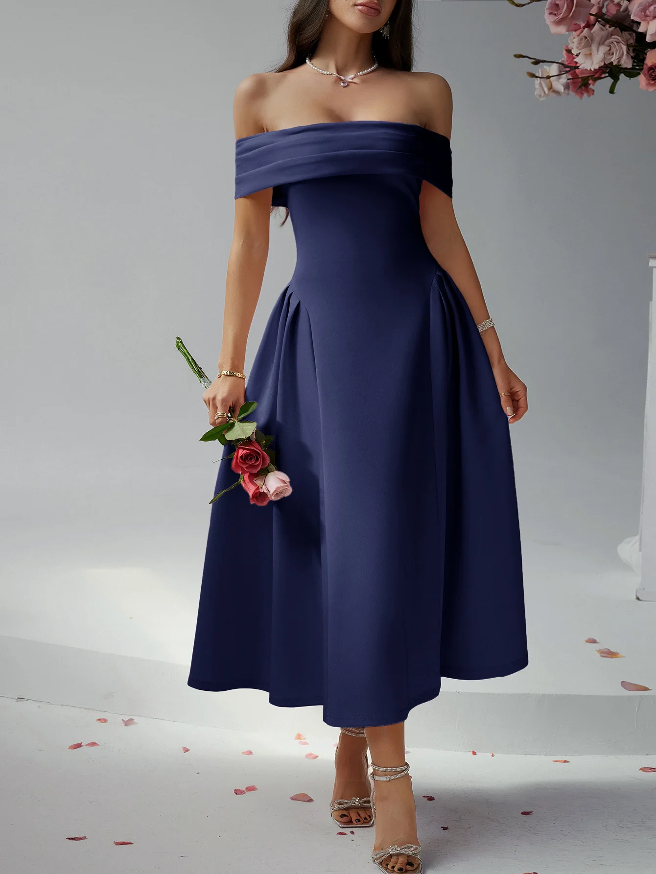 فستان سهرة للحفلات من SKMY فستان مكشوف الكتفين ملفوف على الصدر ملابس نسائية لربيع وصيف 2025 بلون سادة على شكل حرف a