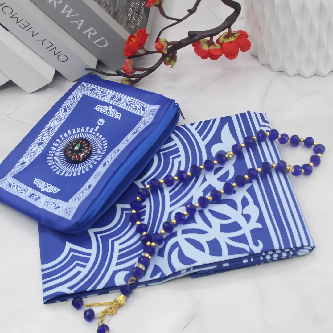 Two-piece Set: Rainproof Travel Prayer Rug with Compass, Portable Waterproof Prayer Mat with Prayer Beads, Outdoor Prayer Kit