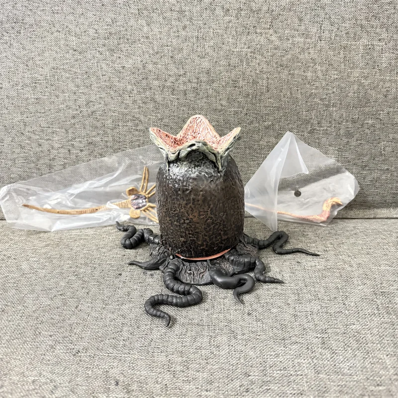 Alien Egg Facehugger 9CM PVC Collectible Figure