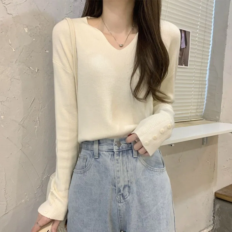 

Knitted Sweater Women Pullovers New Long Sleeve V-Neck Black White Knit Sweater Pullover Women Tops Sweaters Women Clothing Q768