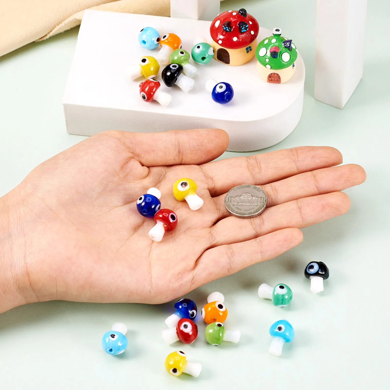 32Pcs 8 Colors Handmade Mushroom with Eye Pattern Lampwork Beads for Earrings Necklace DIY Jewelry Making