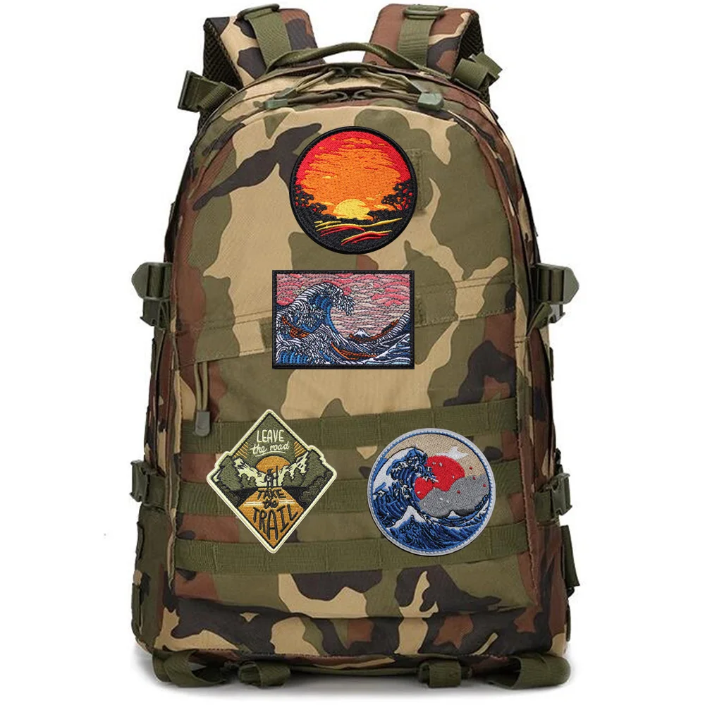 Nueva colección de acampada, vacaciones en la playa, luz Natural y camino natural, brazalete, mochila de fuego, ropa, parches de gancho para pegar