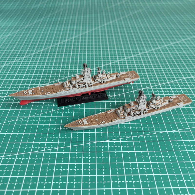 โมเดลเรือรบจรวดพลังนิวเคลียร์ Frunze ขนาด 1/2000 1/1500 จำนวน 1 ชิ้น ผลิตด้วยเครื่องพิมพ์ 3 มิติ สำหรับตกแต่งและจัดแสดงแบบนิ่ง