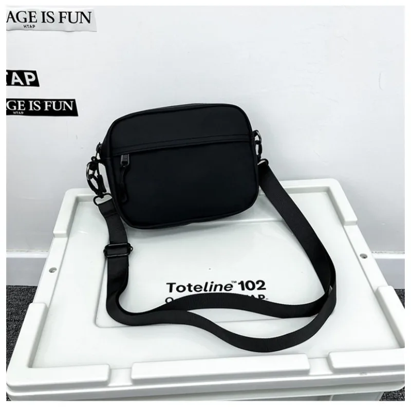Trendy Sports Phone Bag for Women, Simple Workwear Small Crossbody Bag, Casual and Versatile Single-Shoulder Backpack