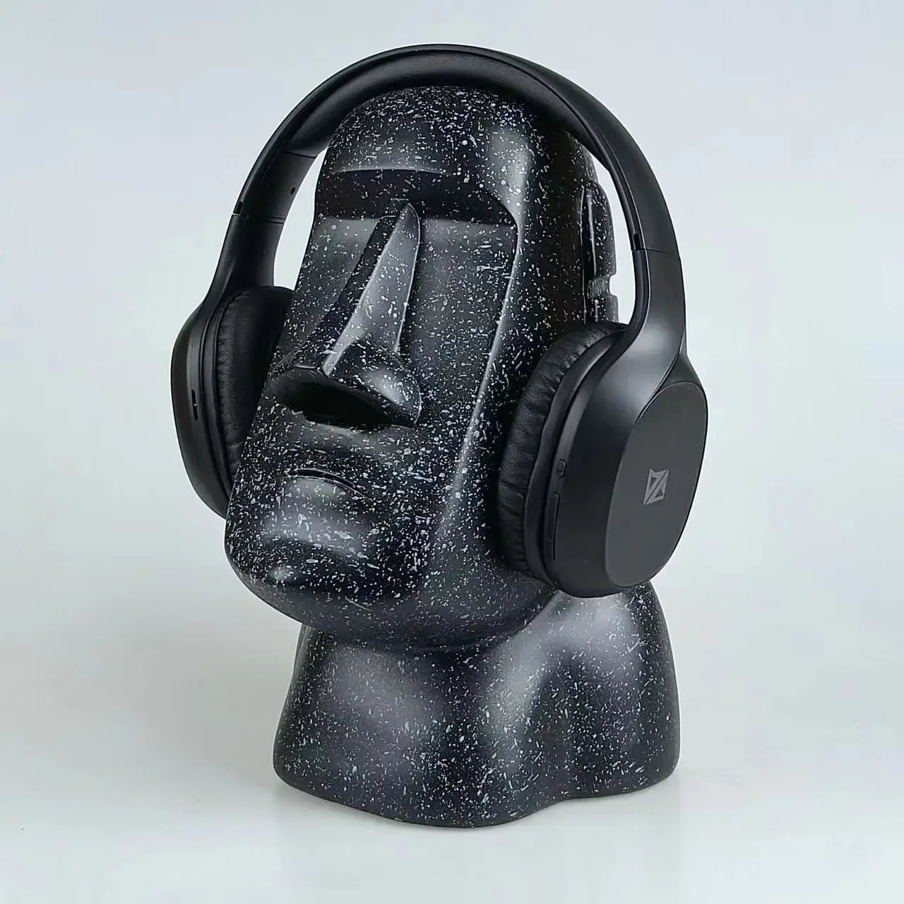 

Creative Moai Stone Statue Model Tissue Box Easter Island Moai Stone Napkin Holder Home Decor Office Desktop Furnishing Articles