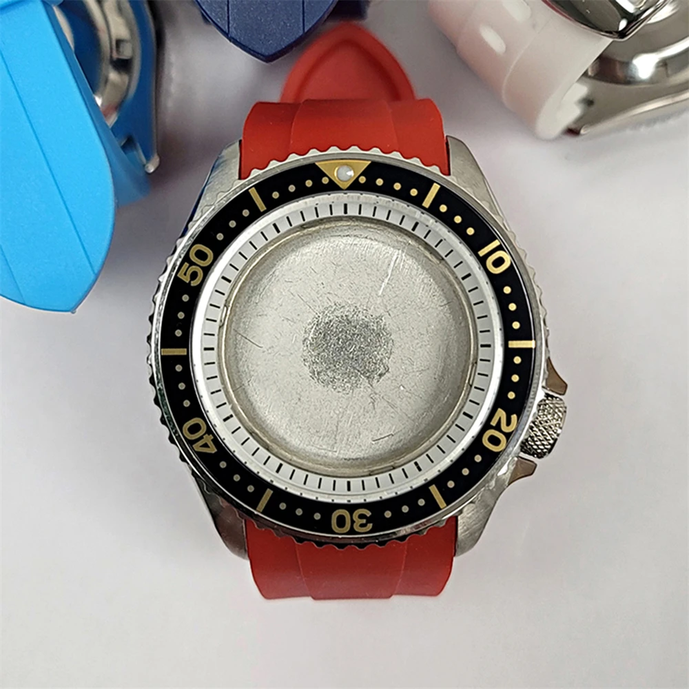 

41.5MM Chono Diving Watch Case Red Rubber Band Dual-color Sub Bezel Black/White Inner Ring For NH35 NH36 4R Movement