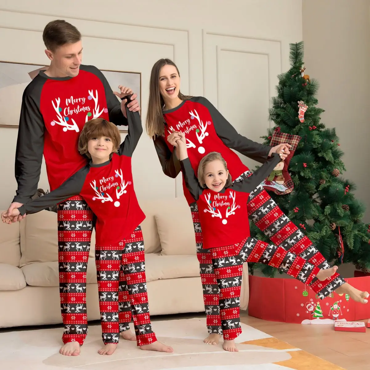 

Family deer head printed Christmas family set Dad Mom kids long sleeve Halloween home dress pajamas dog suit