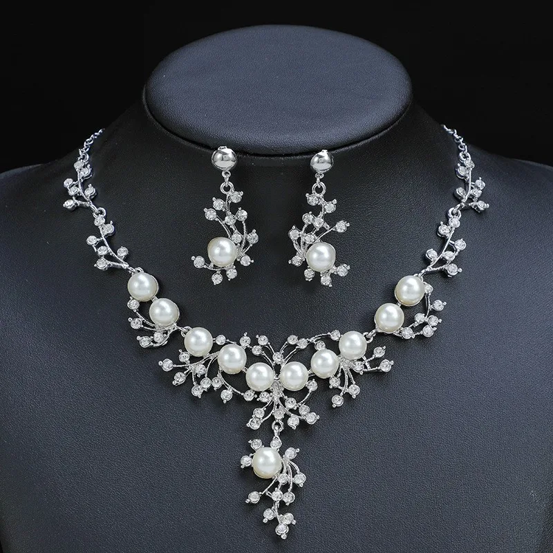 Pearl Necklace Set with Diamond Inlay Necklace Earrings Two-piece Set