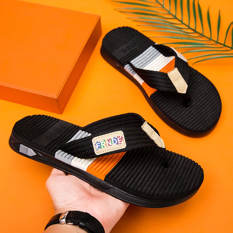 

Новые мужские шлепанцы для лета, модные пляжные тапочки с мягкой подошвой для улицы