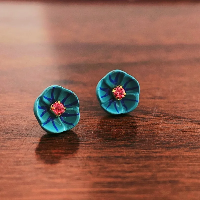 Small Blue Flower Stud Earrings for Women Cute Acrylic Rhinestones Sweet Mini Earrings Trendy Party Simple Jewelry Girls Gift