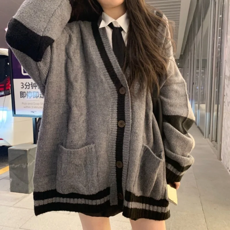 

Women Patchwork Sweaters Full Sleeve V Neck Thick Jumpers Button Streetwear Loose Cardigan Pockets Knit Slight Strech