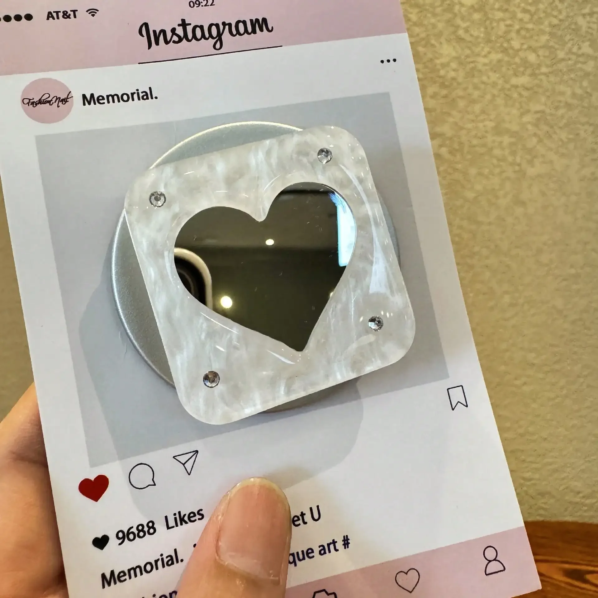 

Shell-Patterned Sugar Cube Heart-Shaped Diamond Mirror Phone Magnetic Stand Portable Mirror Retractable Airbag Stand Fashionable Ins, Perfect gift