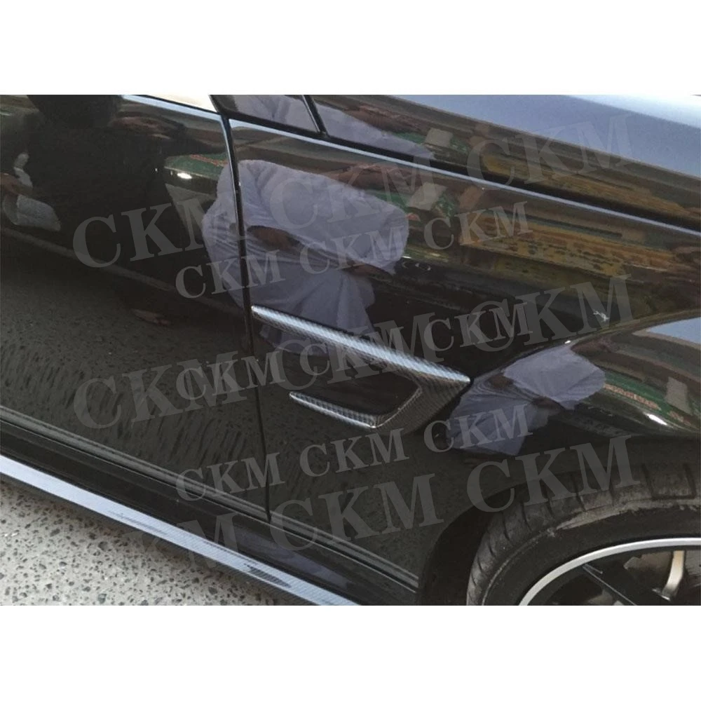 

Накладки-сплиттеры на боковые крылья из настоящего карбона с эмблемой для Mercedes-Benz W204 C63 AMG 2012-2014, элементы обвеса