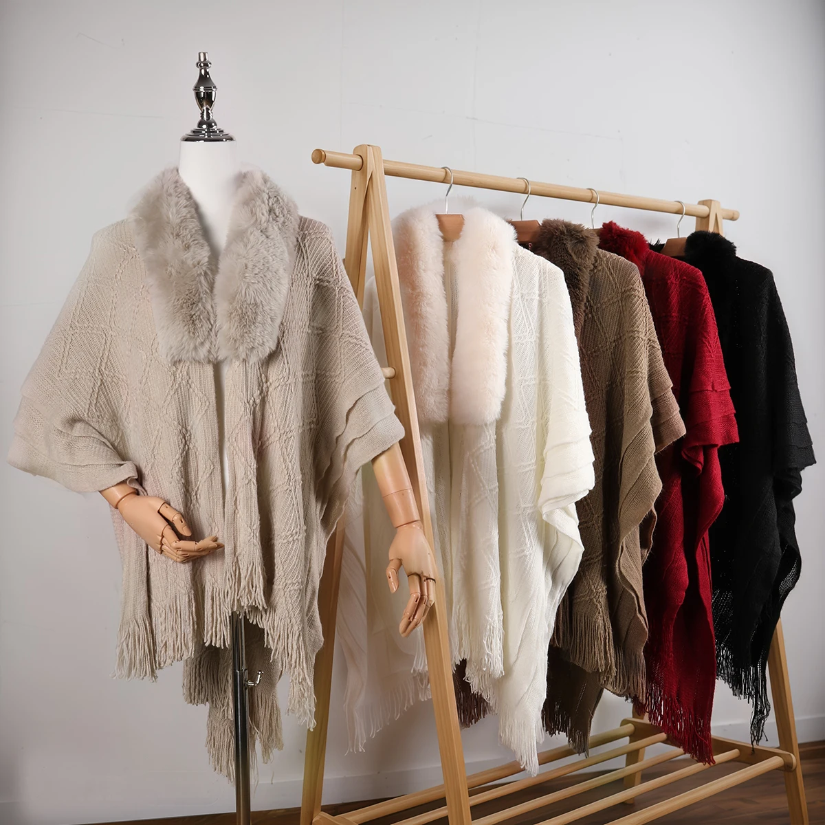 Women's faux fur collar diamond knitted shawl, vintage tassel loose cape, warm multifunctional shawl