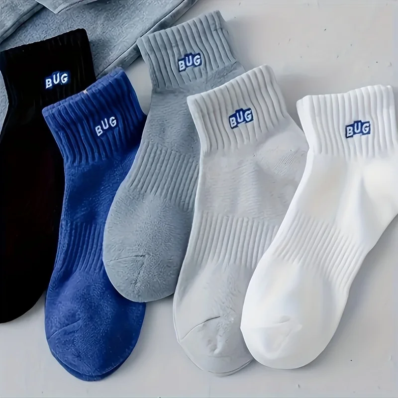 5 أزواج من جوارب الكاحل المطرزة بشعار BUG للرجال - ماصة للرطوبة، مقاومة للرائحة، جوارب رياضية منخفضة القطع لجميع المواسم