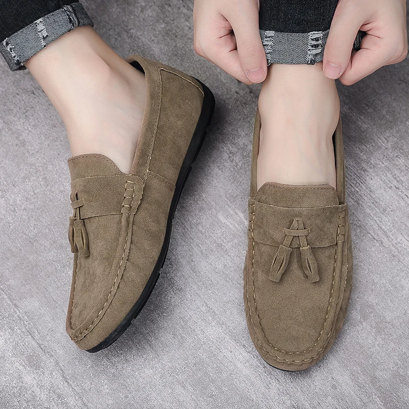 New Men Loafers Breathable Men Sneakers Casual shoes Men\'s flats Driving Shoes Soft Moccasins Boat Shoes