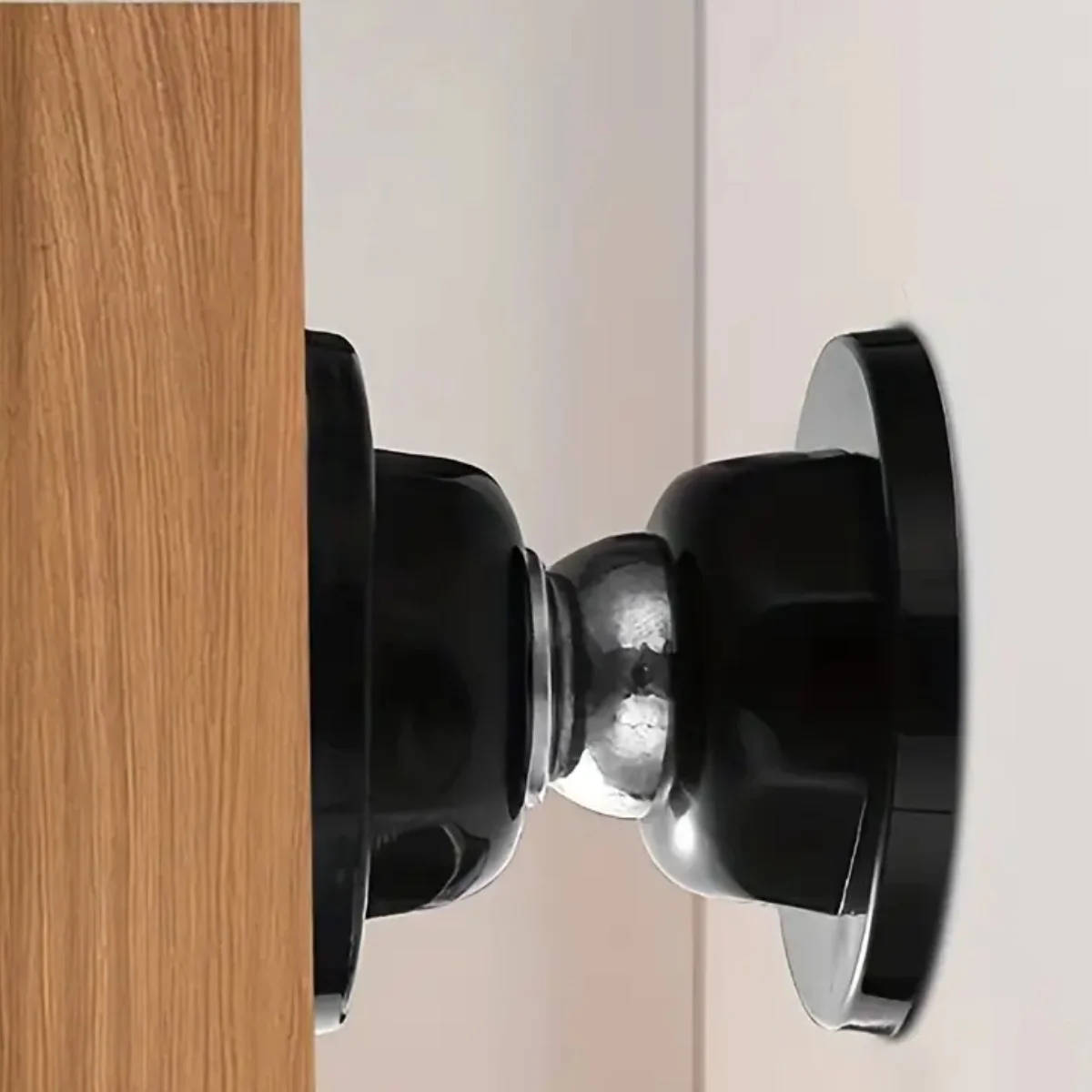 1PC Strong Magnetic Silent Door Stoppers Punch-Free Short Style RV Bedroom And Bathroom Anti-Collision RV Accessories