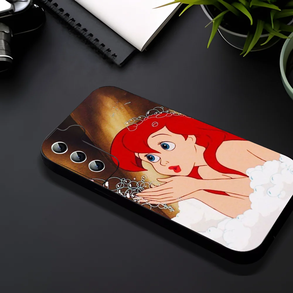 The L-Little M-Mermaid Phone Case For Samsung Galaxy A52 A12 A51 S21 Edge S22ULTRA S23 S20LITE Plus Ultra Black Cover