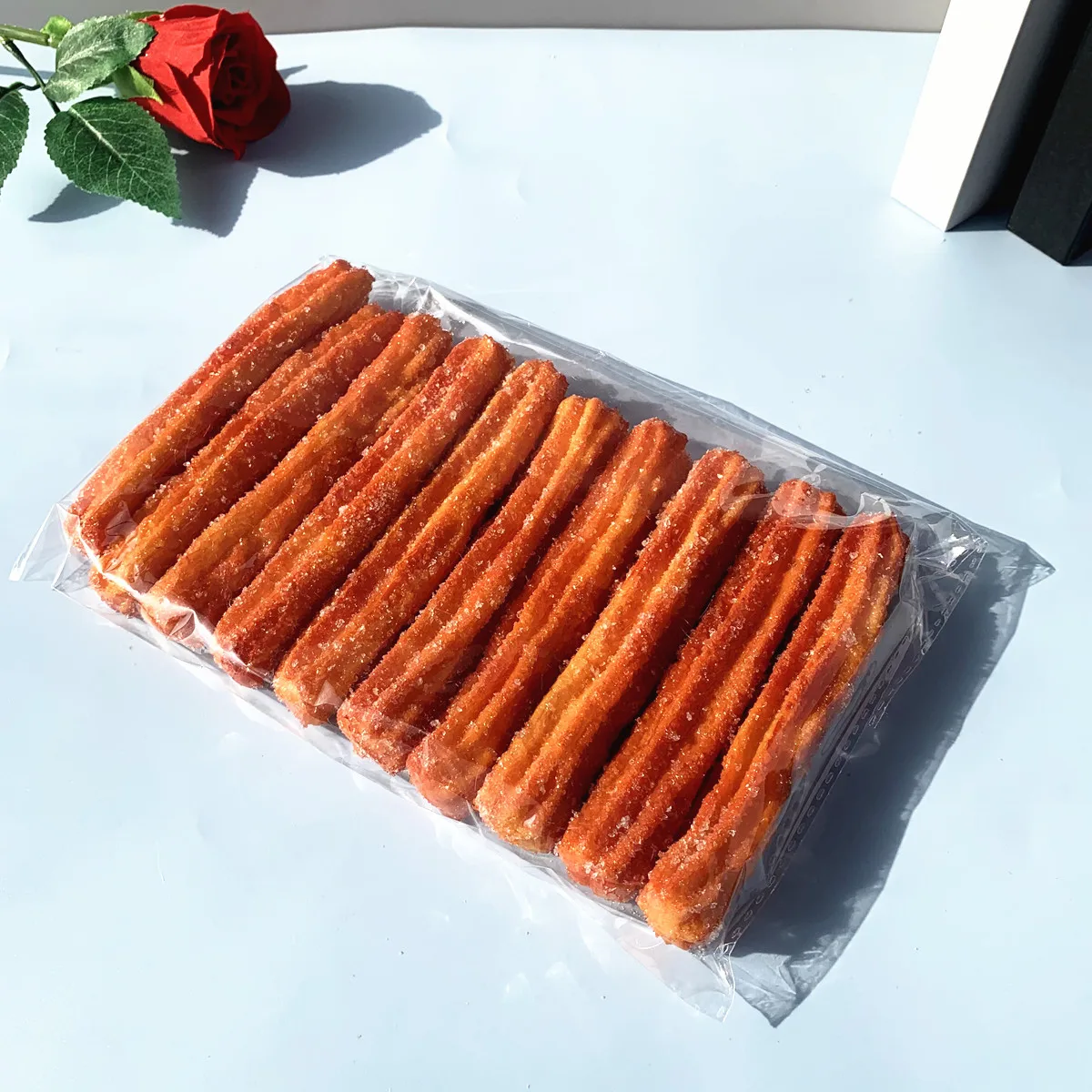3/5 Stück gefälschte Churros und YouTiao-Modelle – realistische gebratene Teig-Requisiten aus PVC für Restaurant-Display, Dekor und Lebensmittel-Styling – Detail 7
