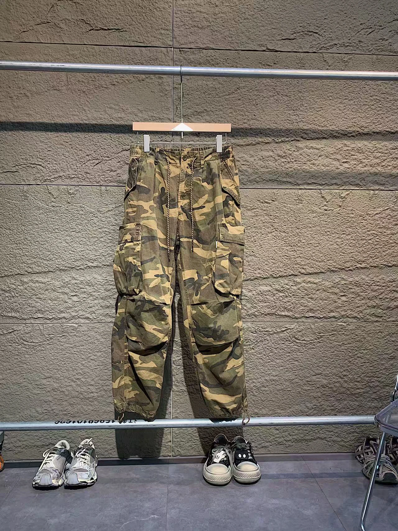 Niche Designer Style ~ Washed Ceiling Distressed Camouflage Mechanical Multi-Pocket Workwear Trousers