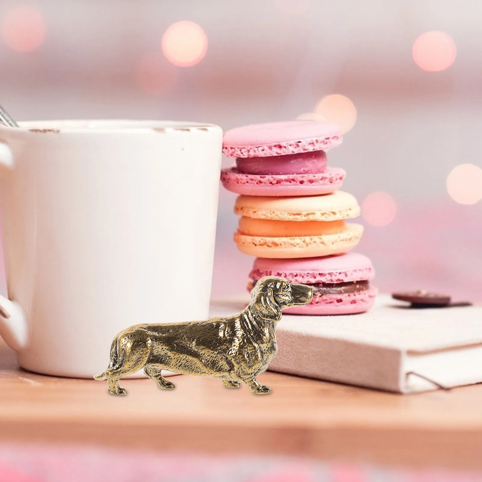 

Brass Dog Decoration Miniature Statue Delicate Detail Vintage Design Space Saving Desktop Adornment Home Decor